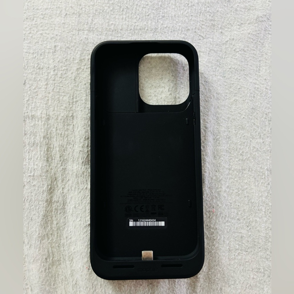 mophie - Juice Pack iPhone 15 Pro Max - Black